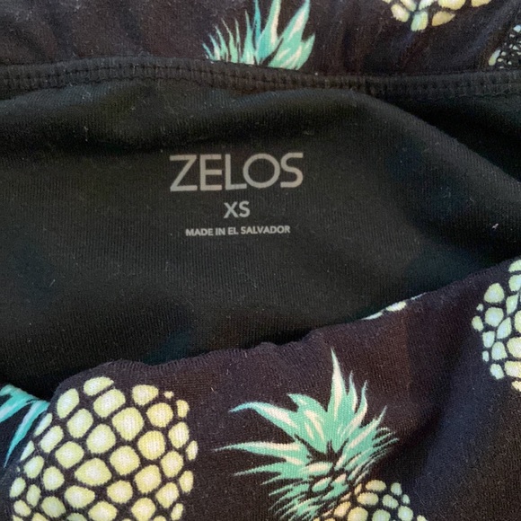 Zelos Pineapple Leggings - Picture 3 of 3